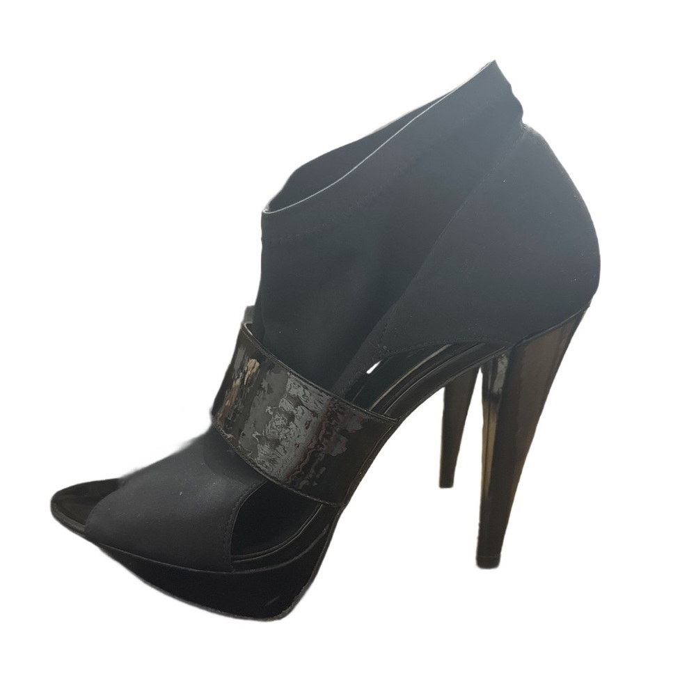 Bebe
Leighton Patent & Stretch Peep Toe Bootie - Black (8) - Picture 3 of 5
